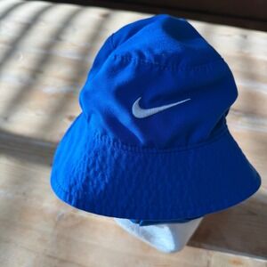Nike Toddler Bucket Hat Blue UPF 40+ Sun Hat with Chin Strap 2682-U89